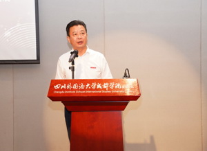 落实校区育人工作思路 实现特色办学错位发展 ——校区召开2021-2022学年第一学期开学教职工大会 暨新教职工培训结业仪式