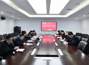 学校党委书记杨继瑞到校区检查指导开学工作