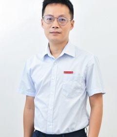 黄自伟